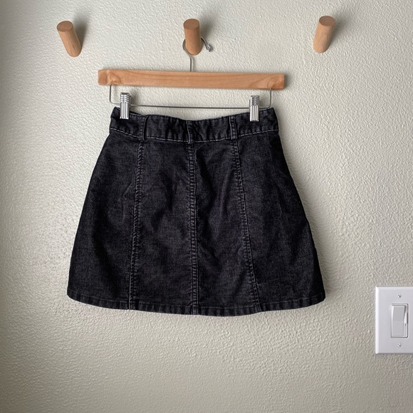 UO BDG Corduroy Button Front Skirt - Picture 4 of 4